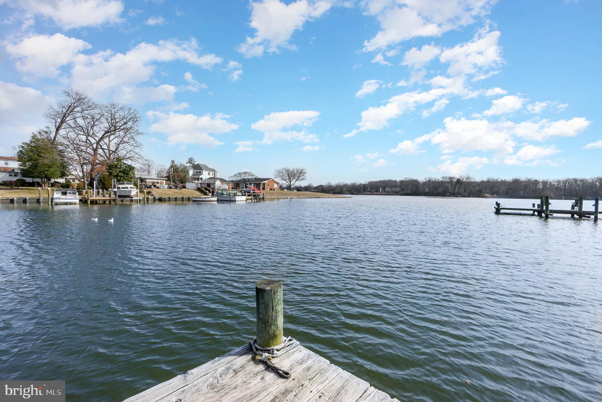 337 St Georges Road Essex, MD 21221 - Photo 8 of 37 Terrific Deep Water