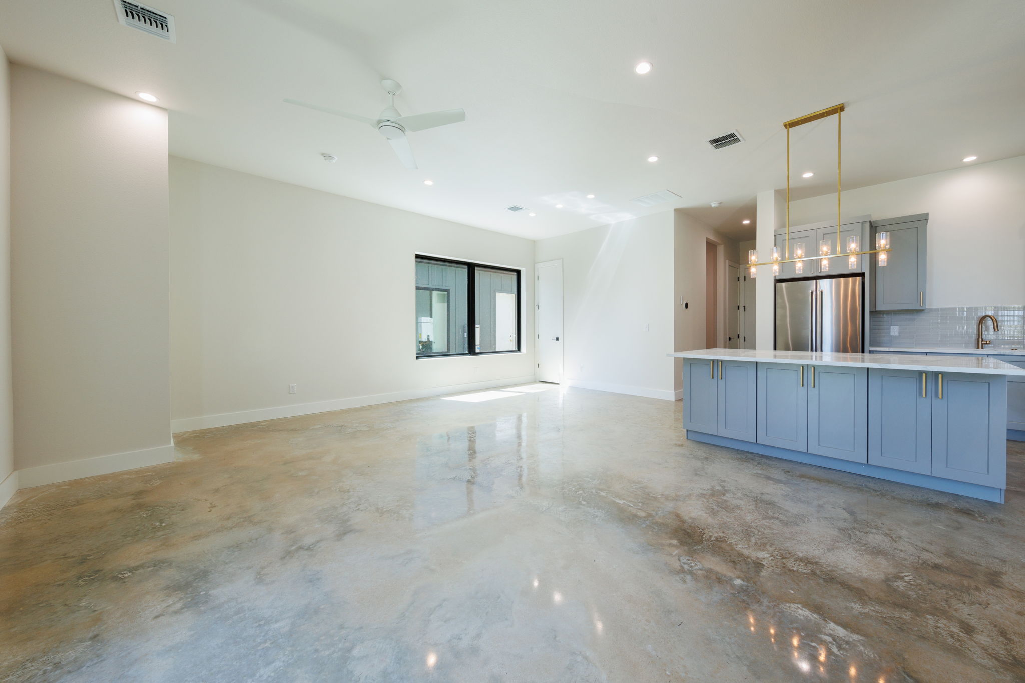 6315 Del Monte Road, Unit A Austin, TX 78741 - Photo 10 of 37 Gallery Image 10