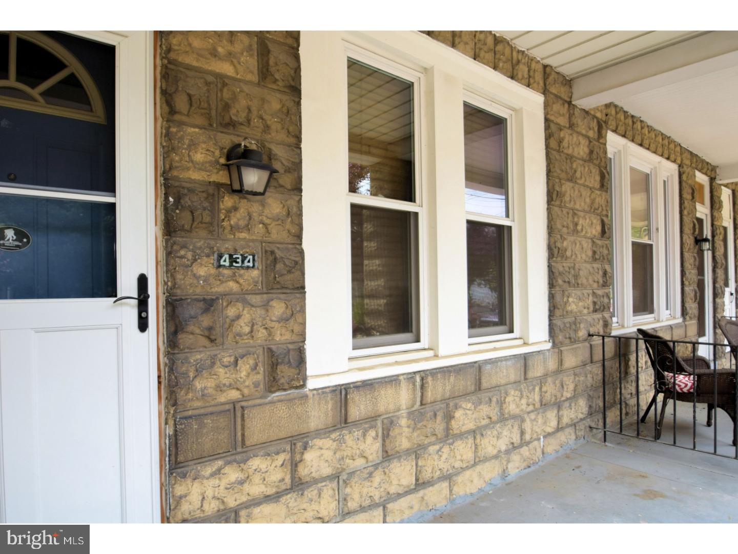 434 Ripka Street Philadelphia, PA 19128 - Photo 3 of 25