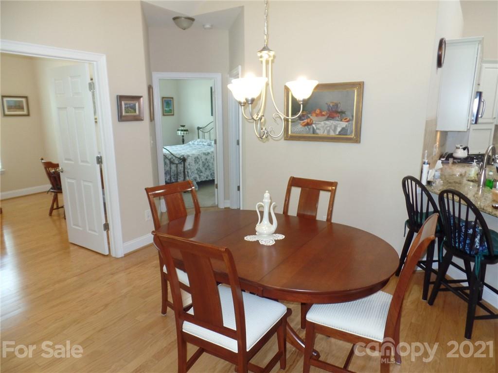 6305 Ridge Path Lane Charlotte, NC 28269 - Photo 13 of 30 Gallery Image 13