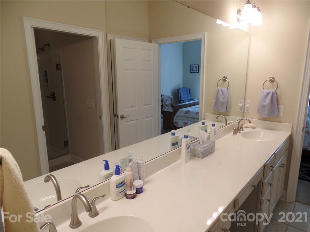 6305 Ridge Path Lane Charlotte, NC 28269 - Photo 27 of 30 Gallery Image 27