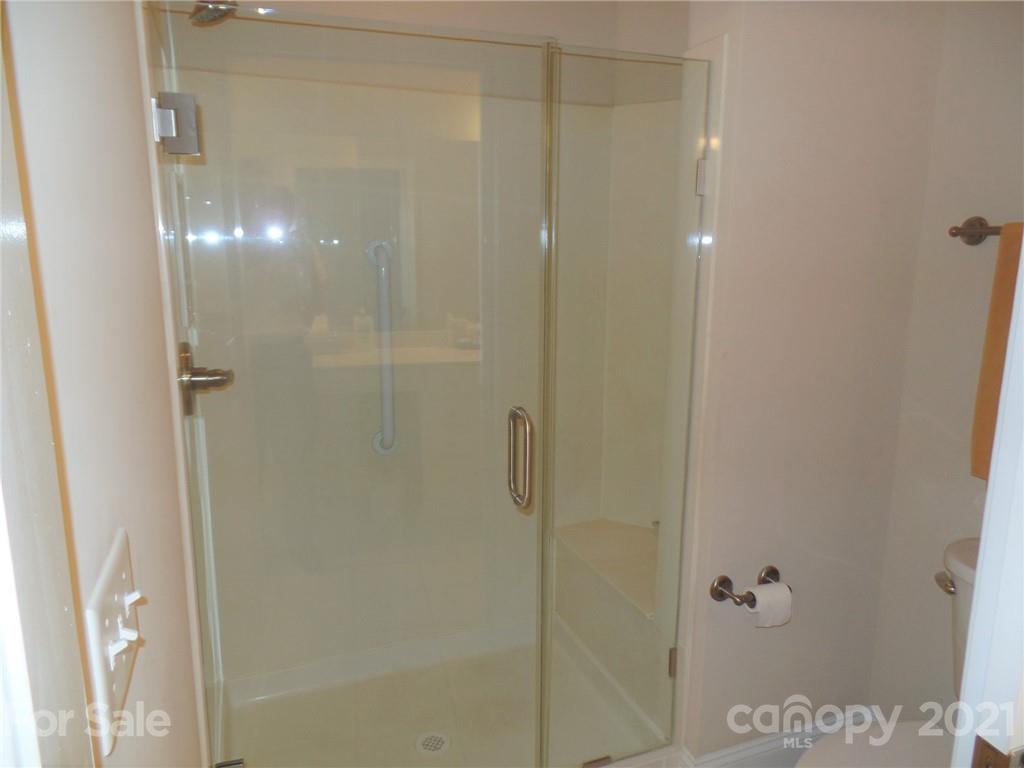 6305 Ridge Path Lane Charlotte, NC 28269 - Photo 28 of 30 Gallery Image 28