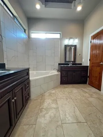 $2,999 | 6030 Queen's Court, Orange, TX 77630