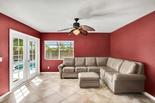 $565,000 | 18289 Royal Hammock Boulevard, Naples, FL 34114