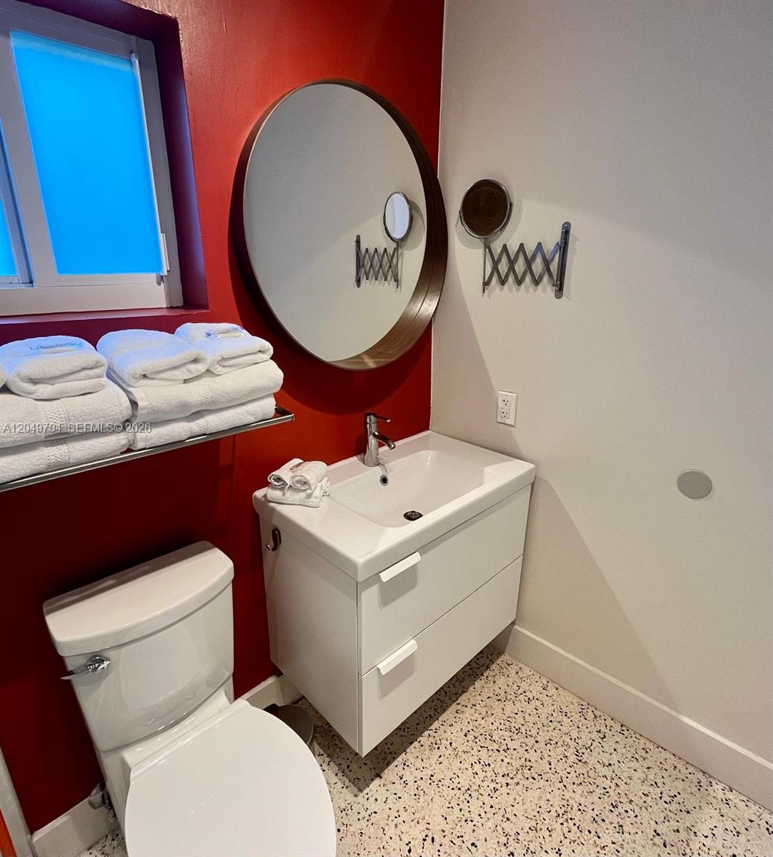 451 Southwest 24th Road, Unit 2 Miami, FL 33129 - Photo 14 of 19
