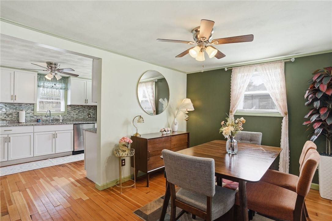 22 Pennsylvania Avenue Warren, RI 02885 - Photo 8 of 31