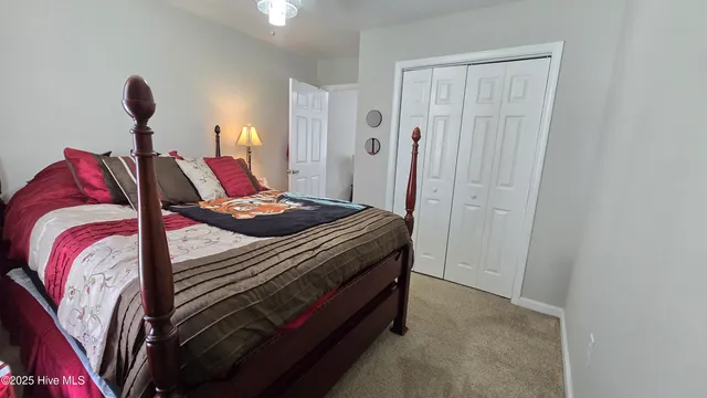 $314,900 | 108 Willowbend Drive, Burgaw, NC 28425