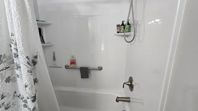 $314,900 | 108 Willowbend Drive, Burgaw, NC 28425