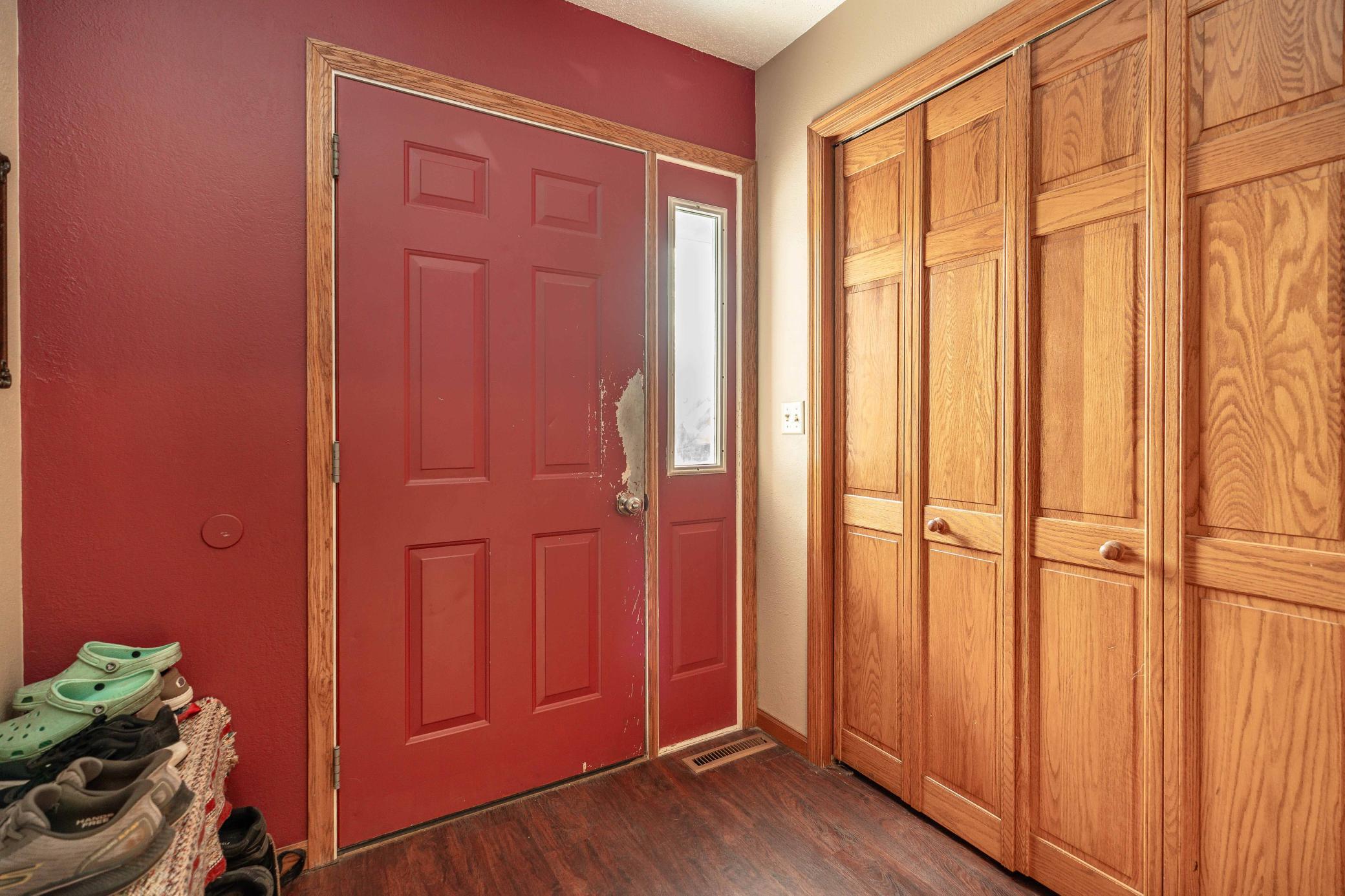 517 Springen Avenue Fergus Falls, MN 56537 - Photo 17 of 58