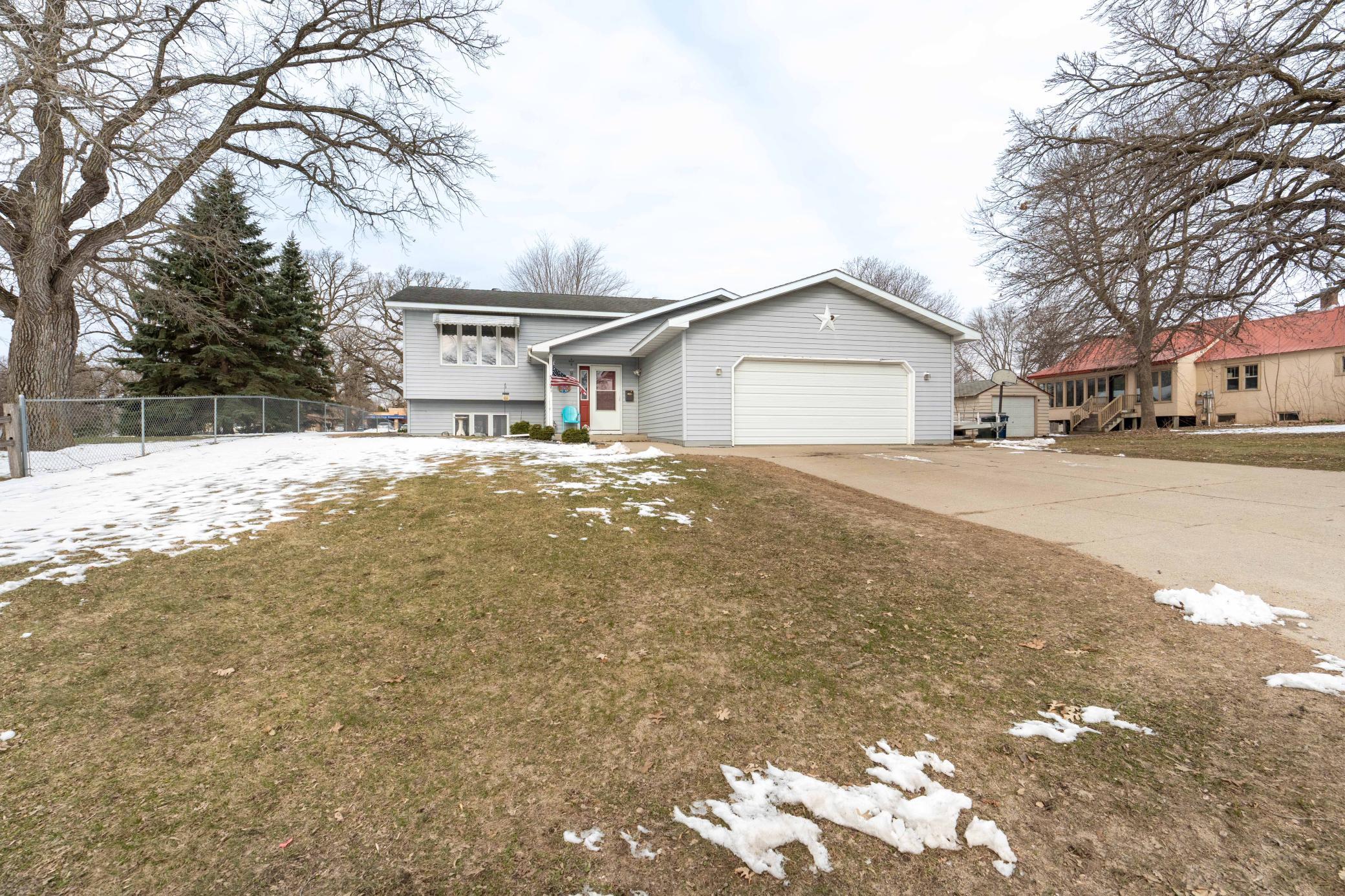 517 Springen Avenue Fergus Falls, MN 56537 - Photo 2 of 58