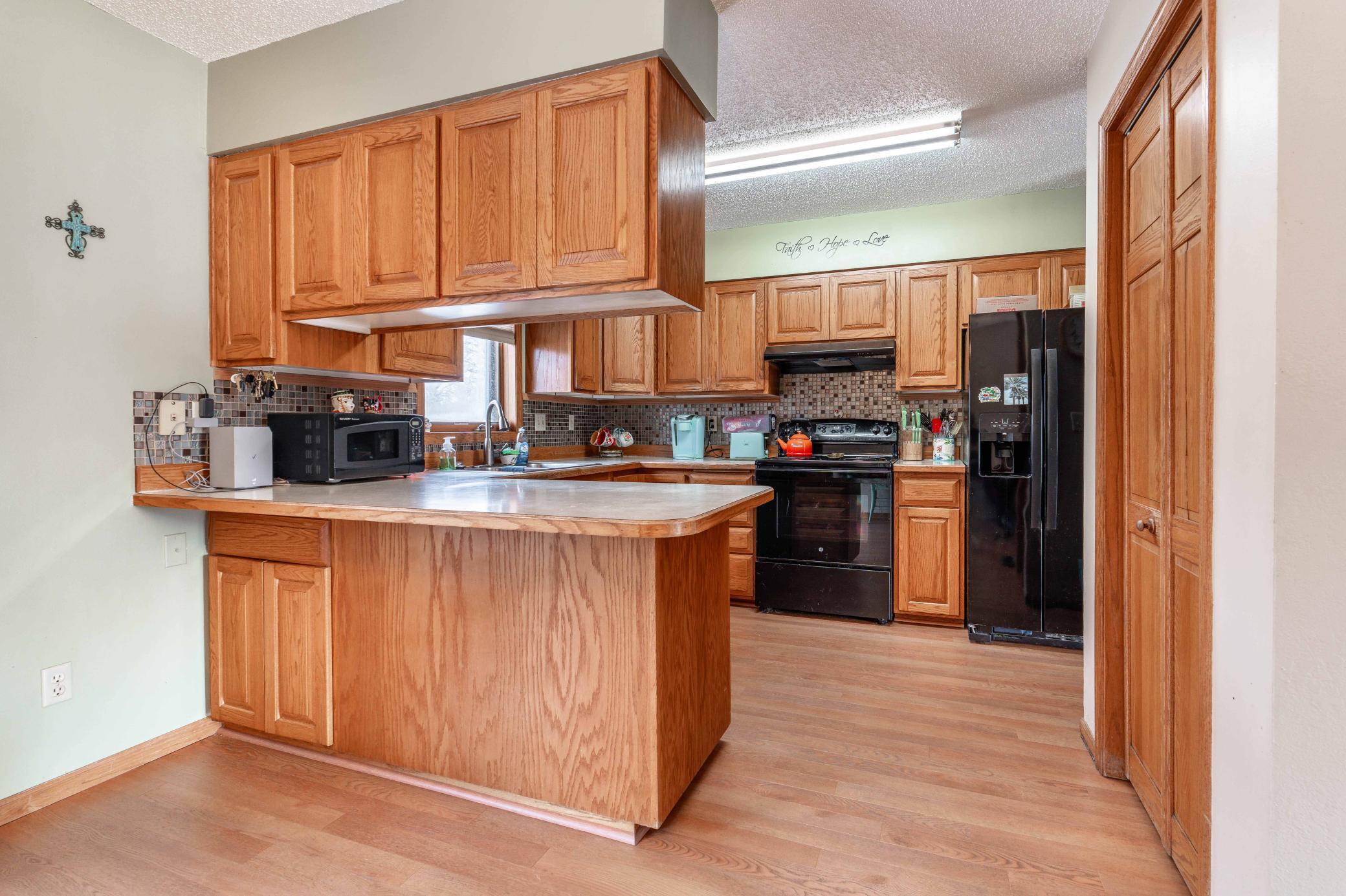 517 Springen Avenue Fergus Falls, MN 56537 - Photo 23 of 58