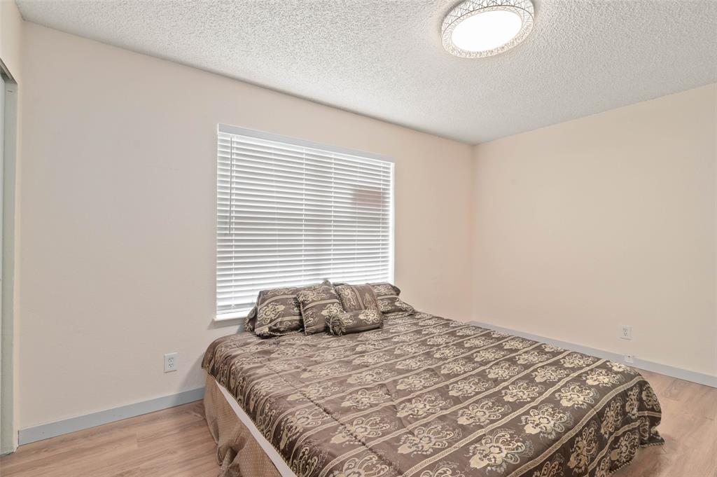 700 West Collins Street Denton, TX 76201 - Photo 22 of 36