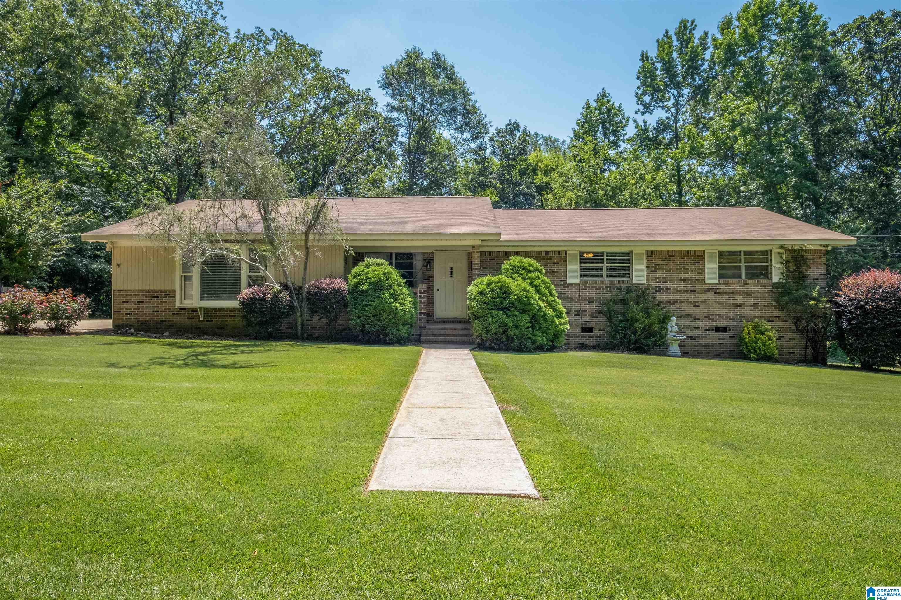 5907 Pate Street Anniston, AL 36206 - Photo 1 of 27