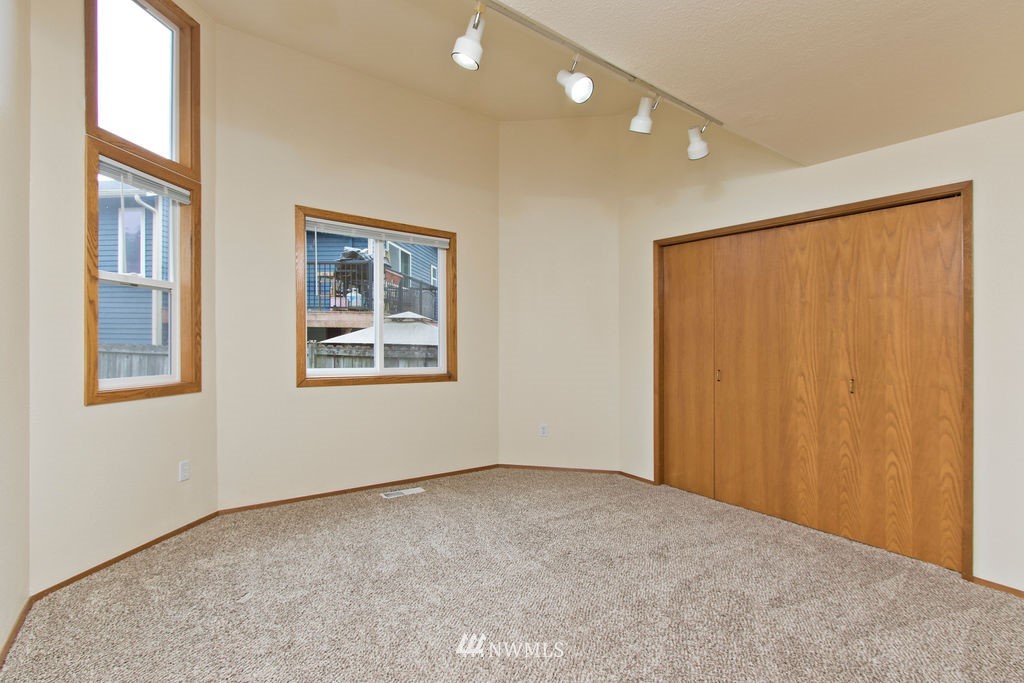 2210 Southeast 8th Drive Renton, WA 98057 - Photo 15 of 30