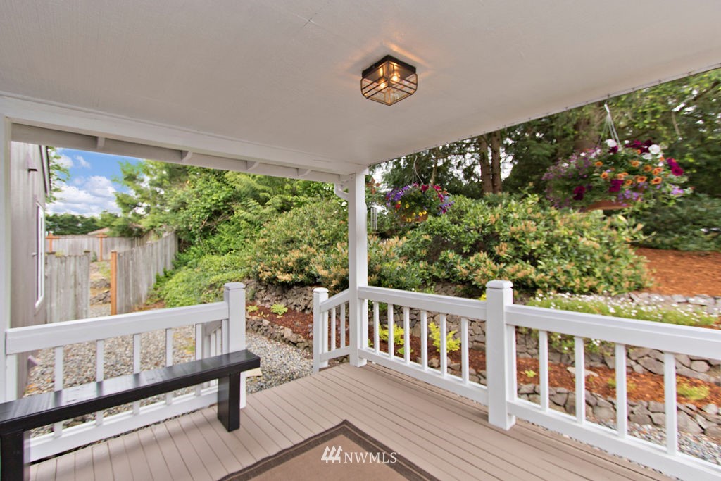 2210 Southeast 8th Drive Renton, WA 98057 - Photo 4 of 30
