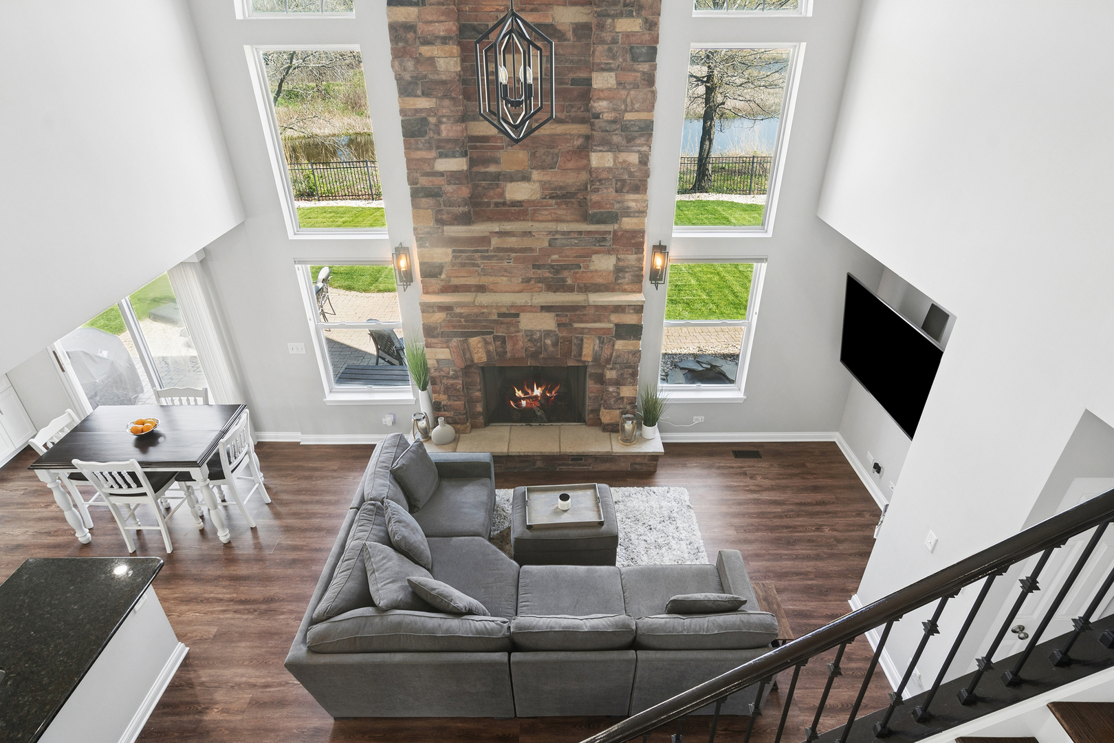 6806 Highgate Road Carpentersville, IL 60110 - Photo 22 of 33 Gallery Image 22