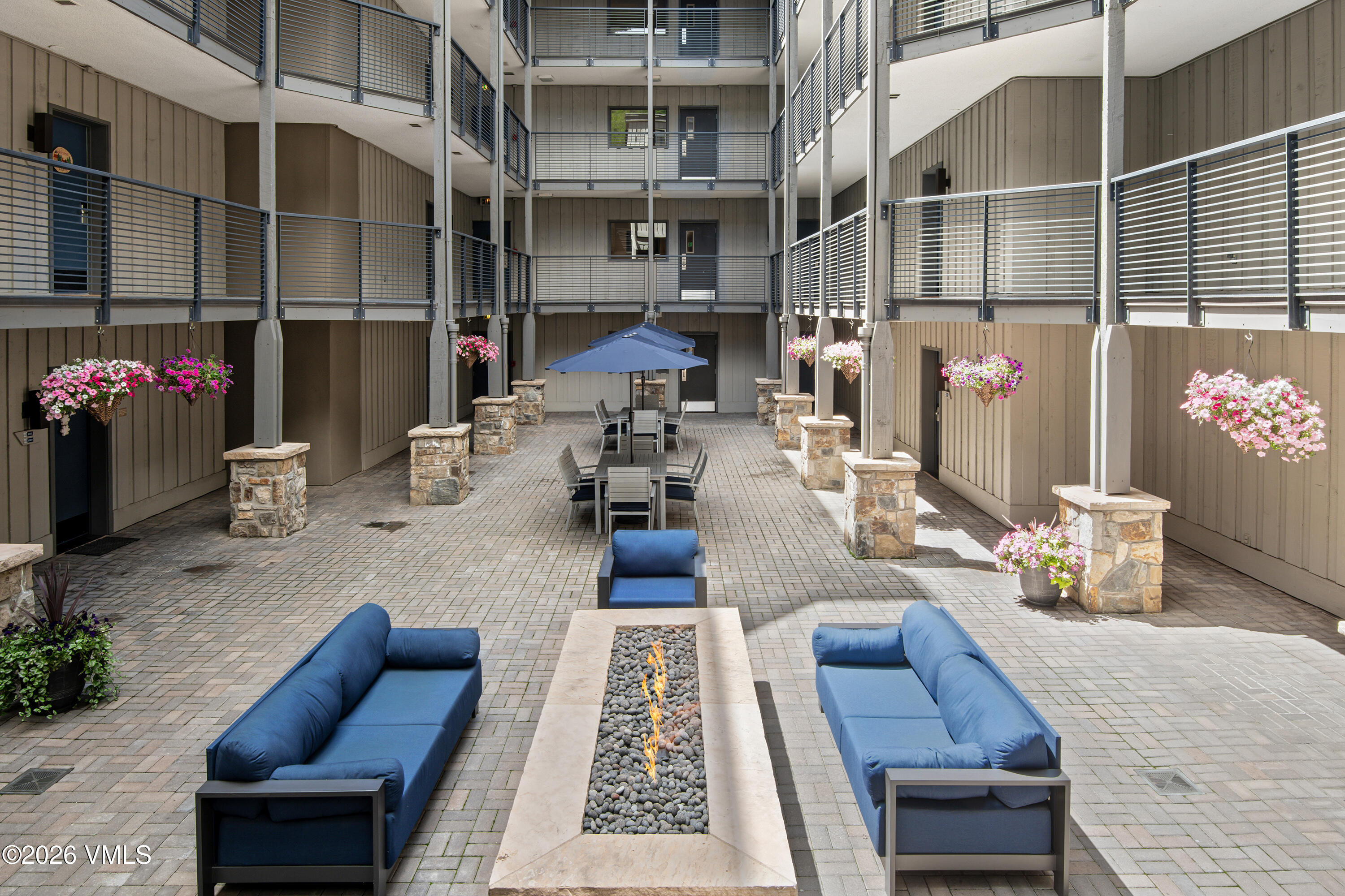 548 South Frontage Road West, Unit 101 Vail, CO 81657 - Photo 22 of 28 WestWind-Stock_08