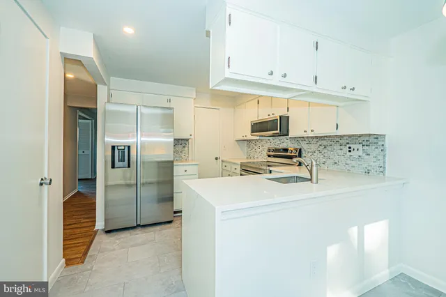 $465,000 | 10350 Watkins Mill Drive, Gaithersburg, MD 20886