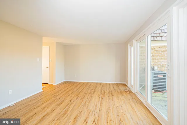 $465,000 | 10350 Watkins Mill Drive, Gaithersburg, MD 20886