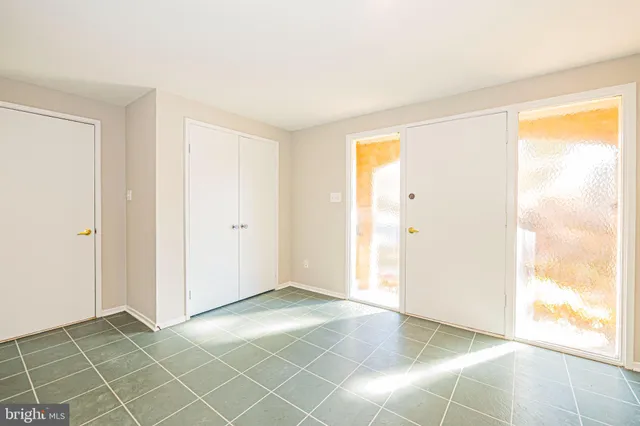 $465,000 | 10350 Watkins Mill Drive, Gaithersburg, MD 20886