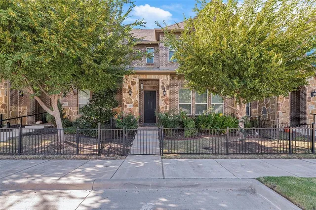 $2,750 | 6267 Blythe Drive, Frisco, TX 75035