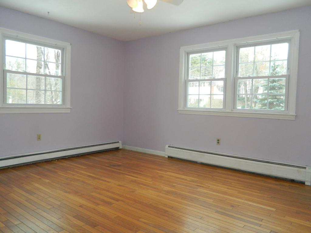 218 Academy Road Pembroke, NH 03275 - Photo 14 of 30