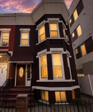 $625,000 | 131 Kearney Avenue, Jersey City, NJ 07305