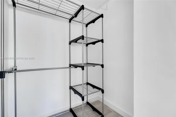 $2,200 | 557 Michigan Avenue, Unit 212, Miami Beach, FL 33139