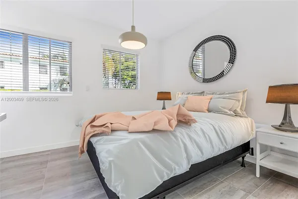 $2,200 | 557 Michigan Avenue, Unit 212, Miami Beach, FL 33139