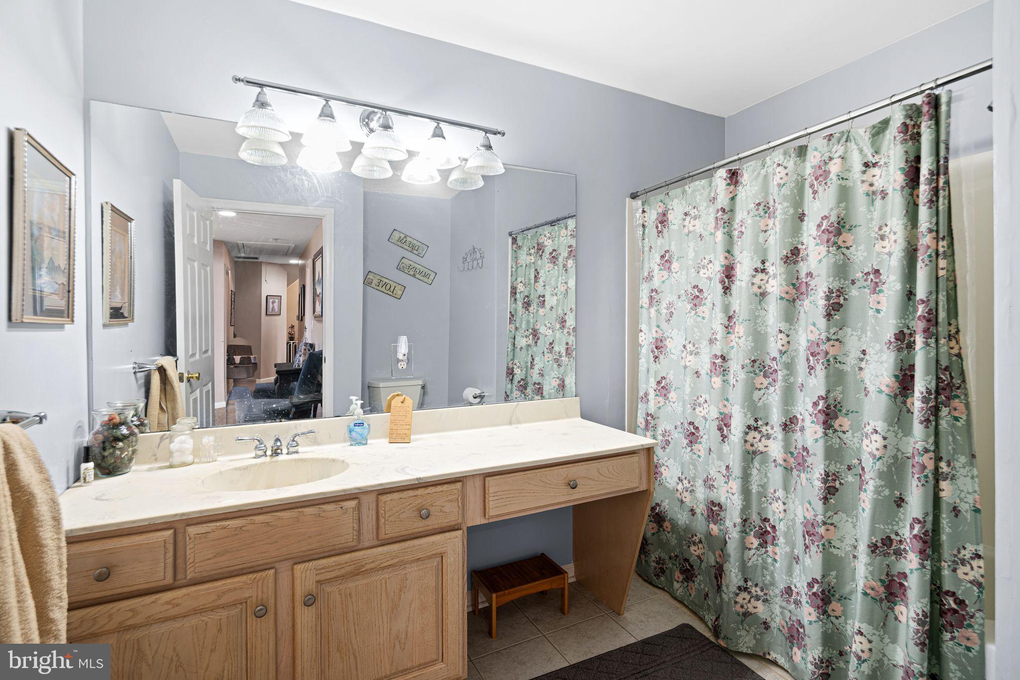 257 Hartford Road Medford, NJ 08055 - Photo 33 of 54 Gallery Image 33