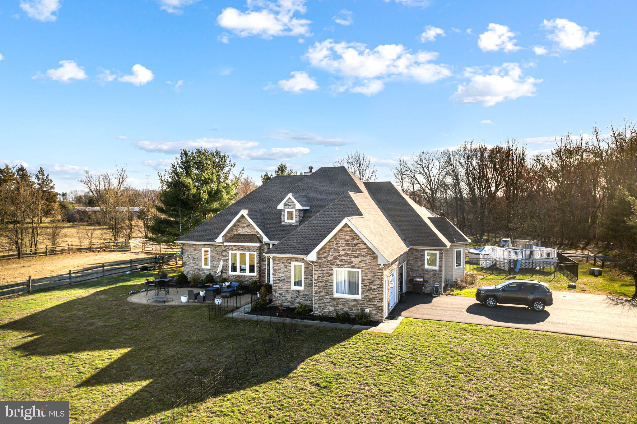 257 Hartford Road Medford, NJ 08055 - Photo 4 of 54 Gallery Image 4