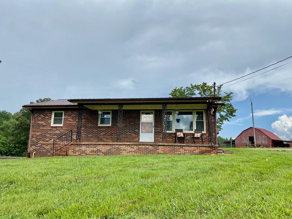 2045 Frank Sims Road Sparta, TN 38583 - Photo 3 of 49 Gallery Image 3