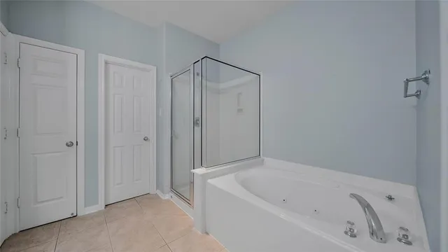 $2,250 | 87 West Twinvale Loop, Conroe, TX 77384