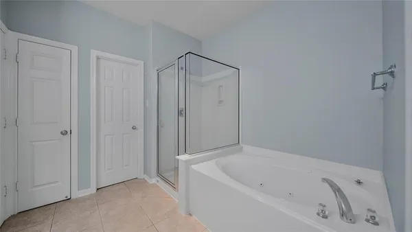 $2,190 | 87 West Twinvale Loop, Conroe, TX 77384