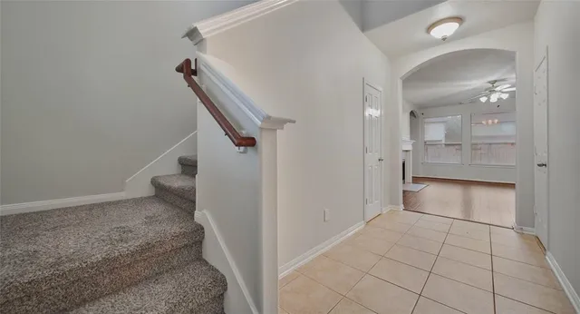 $2,250 | 87 West Twinvale Loop, Conroe, TX 77384