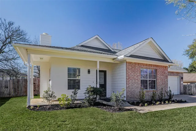 $249,999 | 12551 Lake Conroe Hills Drive, Willis, TX 77318