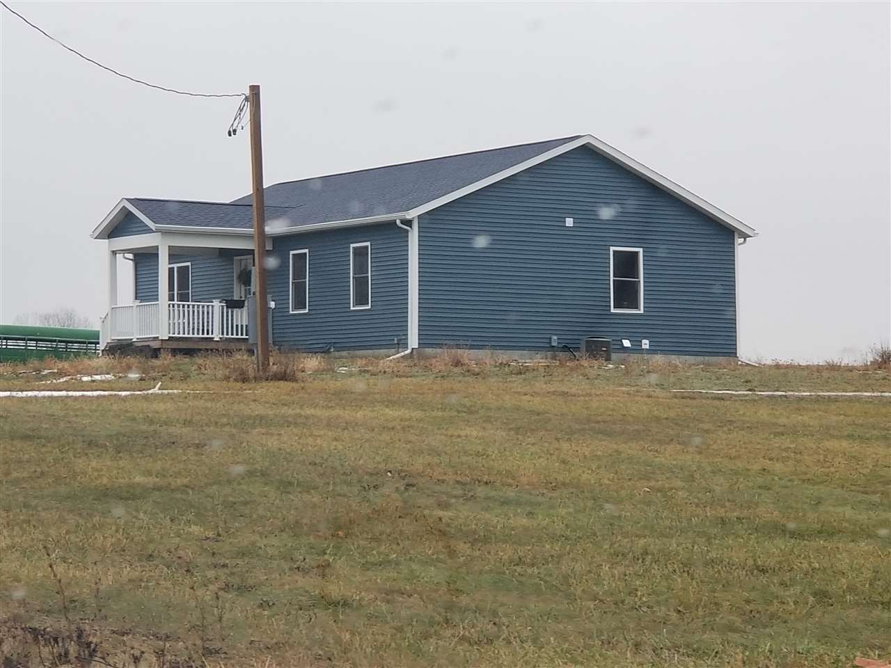 7130 East Pleasant Valley Road Shepherd, MI 48883 - Photo 1 of 6 1846498.JPG