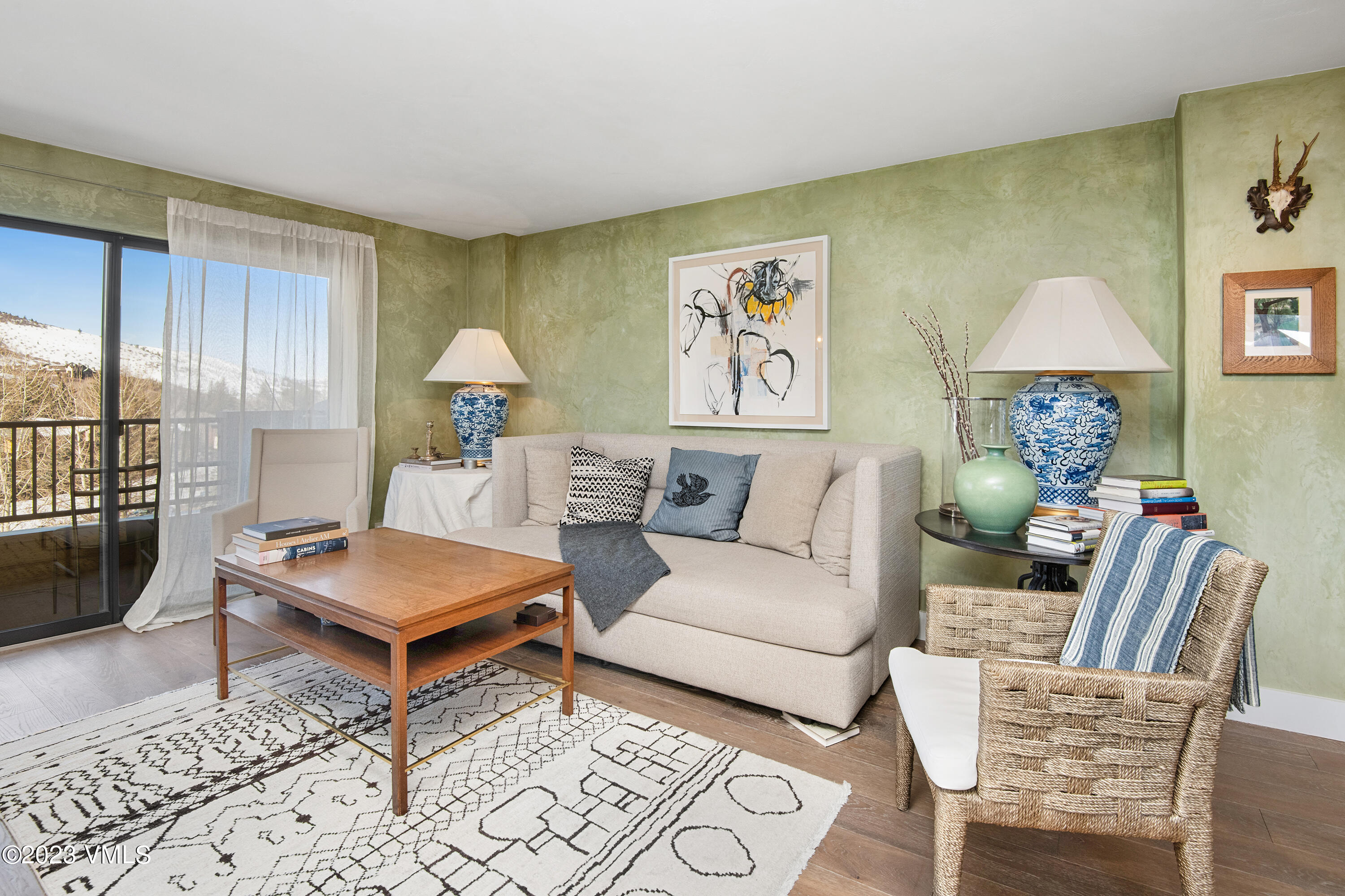 137 Benchmark Road, Unit 327 Avon, CO 81620 - Photo 6 of 43 a living room with furniture and a window