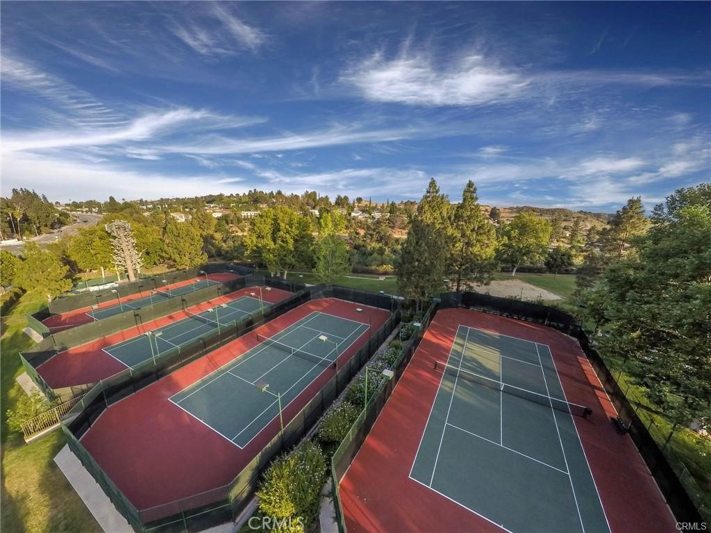 19832 Turtle Springs Way Porter Ranch, CA 91326 - Photo 37 of 46 Association Courts