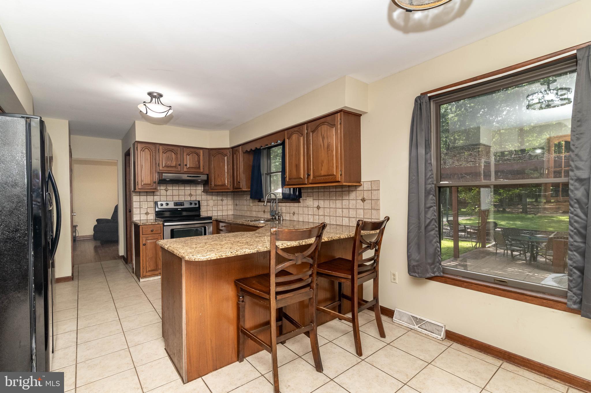 4 Mill Road Shamong, NJ 08088 - Photo 15 of 64 Eat-In Kitchen