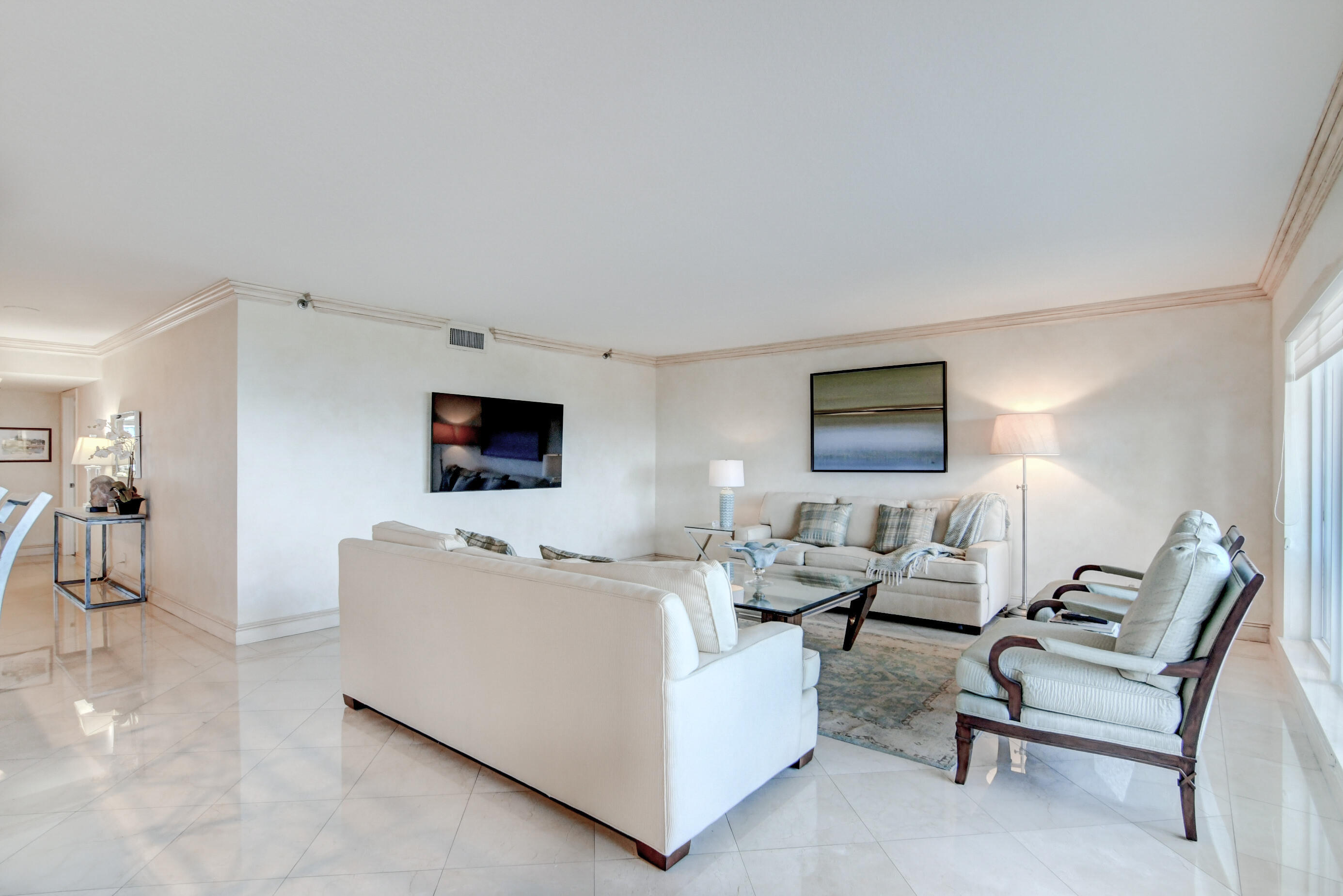 4301 North Ocean Boulevard, Unit 607 Boca Raton, FL 33431 - Photo 14 of 84 Living Room
