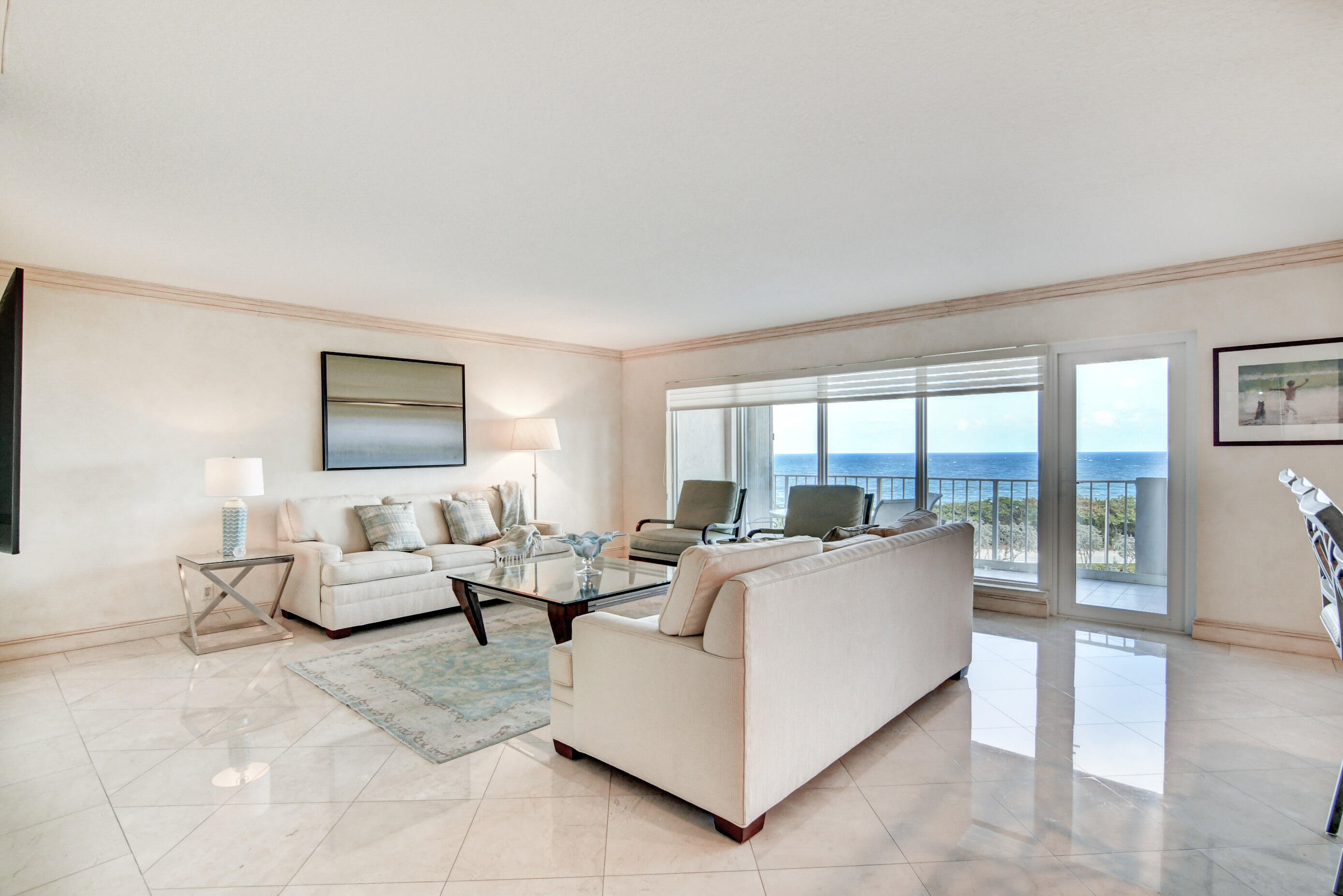 4301 North Ocean Boulevard, Unit 607 Boca Raton, FL 33431 - Photo 2 of 84 Walk in and see the Ocean!