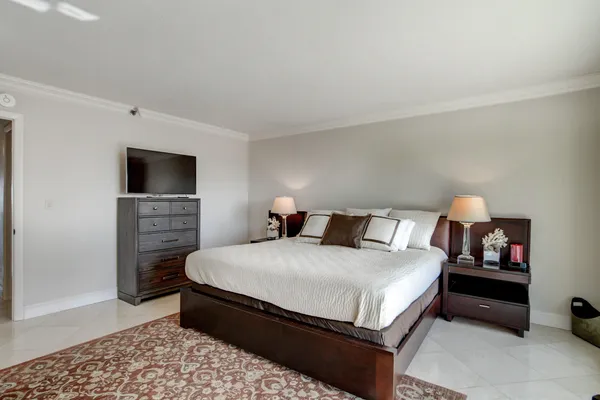 $7,500 | 4301 North Ocean Boulevard, Unit 607, Boca Raton, FL 33431