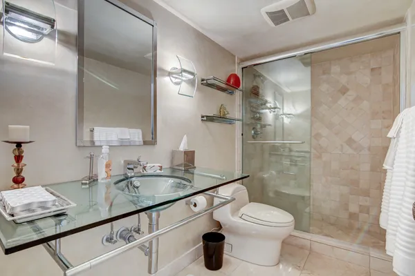 $7,500 | 4301 North Ocean Boulevard, Unit 607, Boca Raton, FL 33431