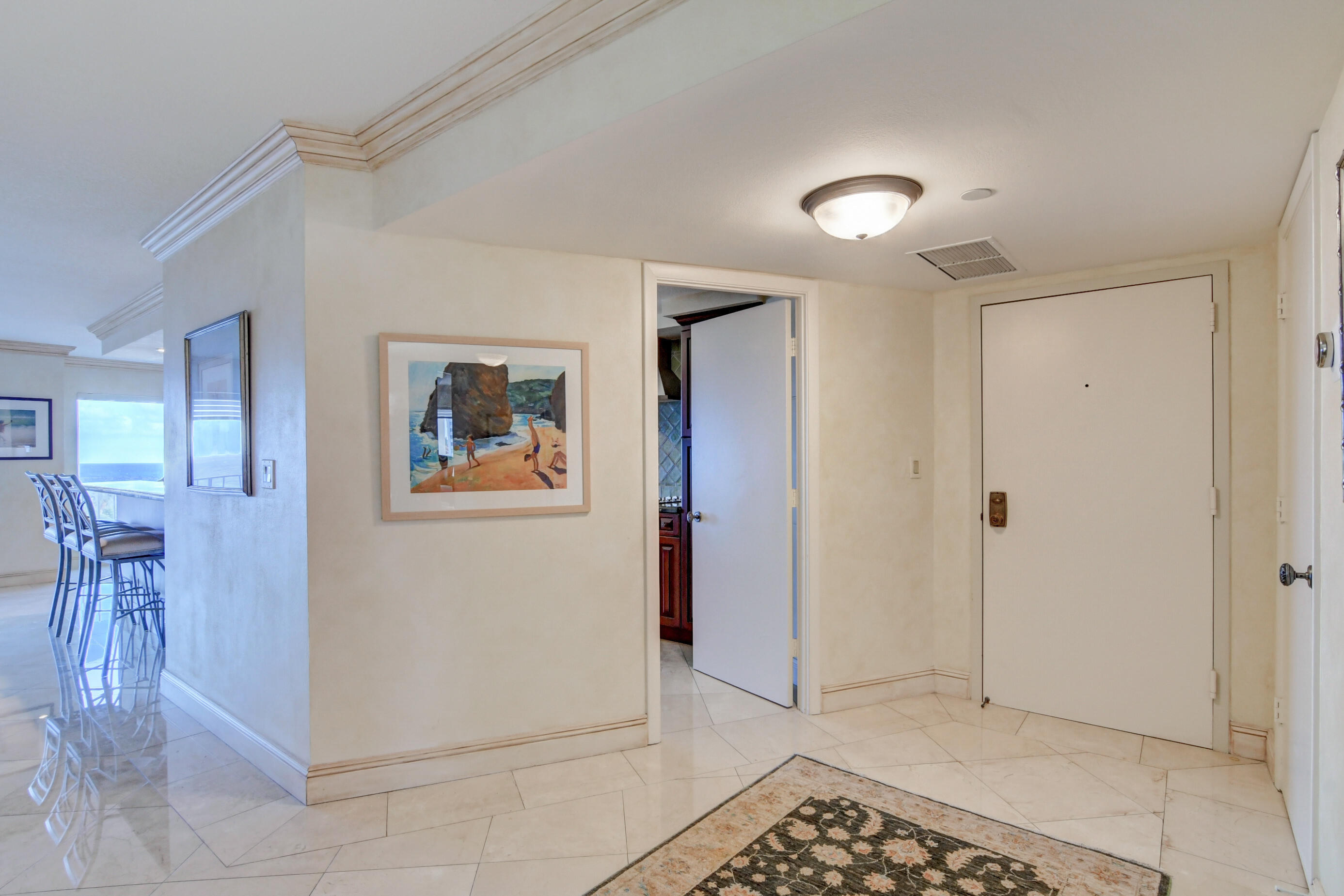 4301 North Ocean Boulevard, Unit 607 Boca Raton, FL 33431 - Photo 31 of 84 Foyer