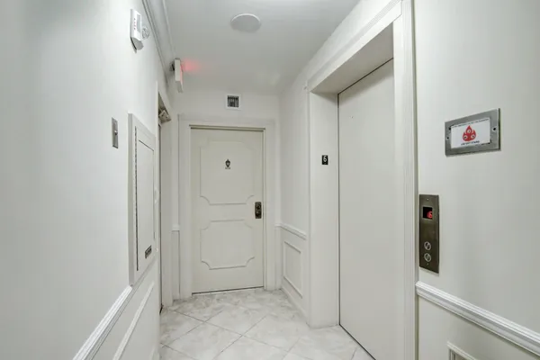 $7,500 | 4301 North Ocean Boulevard, Unit 607, Boca Raton, FL 33431