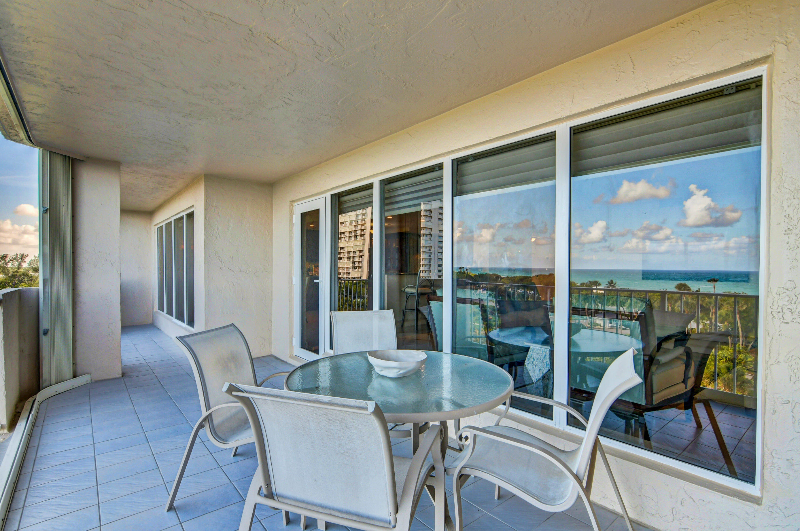 4301 North Ocean Boulevard, Unit 607 Boca Raton, FL 33431 - Photo 41 of 84 Dine Al Fresco! Always!