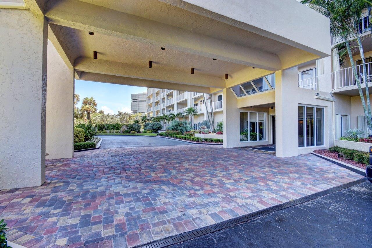 4301 North Ocean Boulevard, Unit 607 Boca Raton, FL 33431 - Photo 61 of 84 Porte Cochere