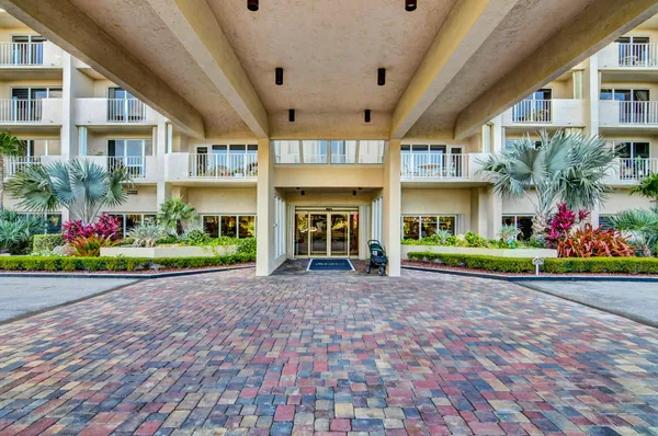 $7,500 | 4301 North Ocean Boulevard, Unit 607, Boca Raton, FL 33431