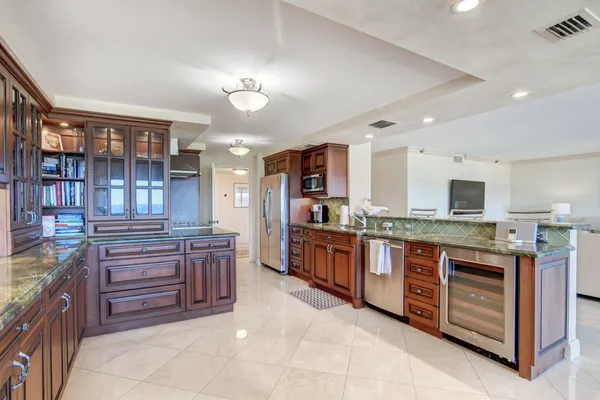 $7,500 | 4301 North Ocean Boulevard, Unit 607, Boca Raton, FL 33431